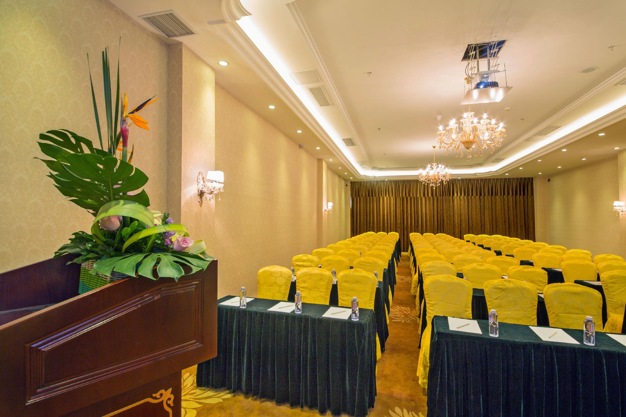 Vienna Hotel (Guilin Wanfu Square) 36/45