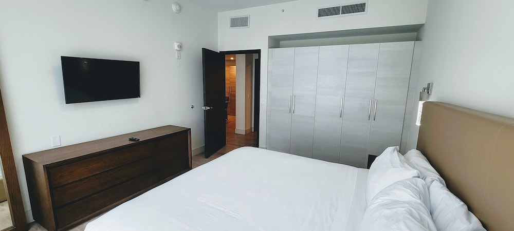 شقة سكنية ديلوكس بغرفة نوم واحدة، CH Luxury Condos & Studios On The Beach 2/5