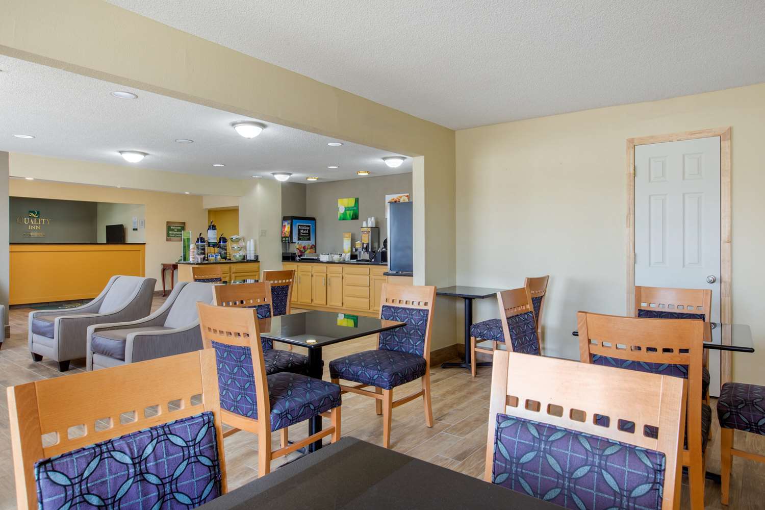 Quality Inn Williamston NC 24/27