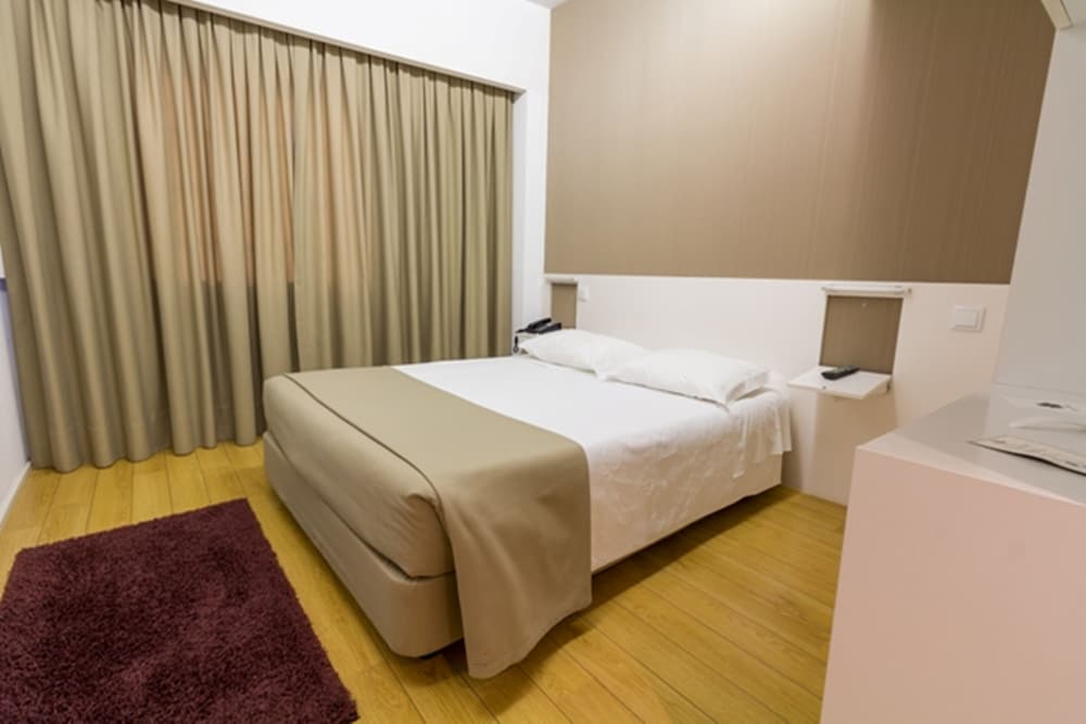 Hotel Laranjeira 7/26