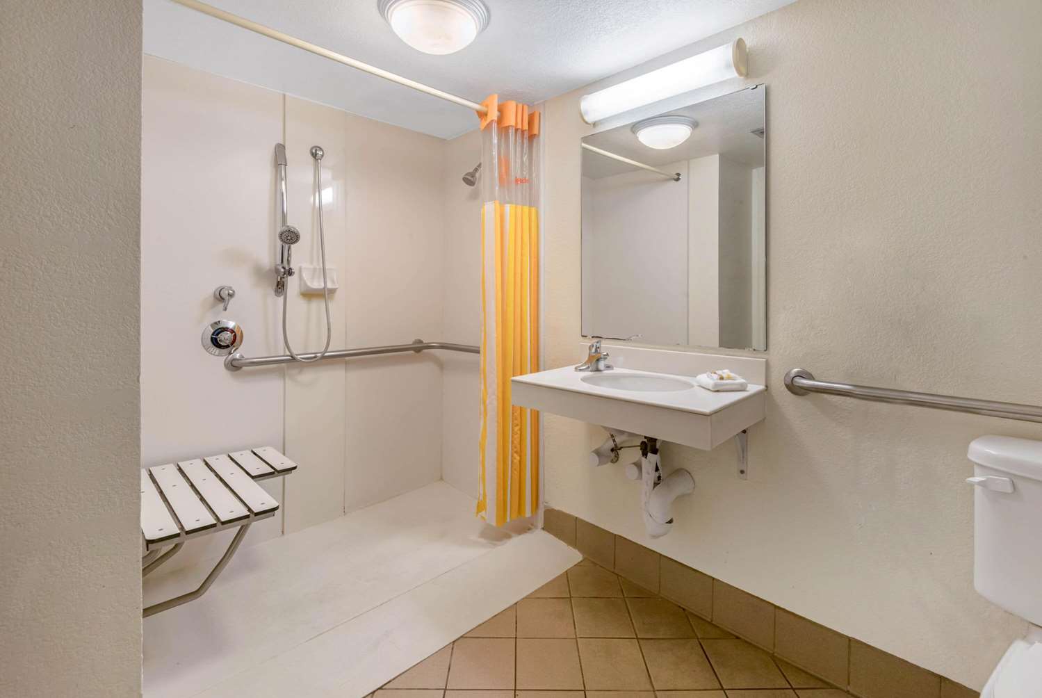 La Quinta Inn San Antonio Market Square 42/43