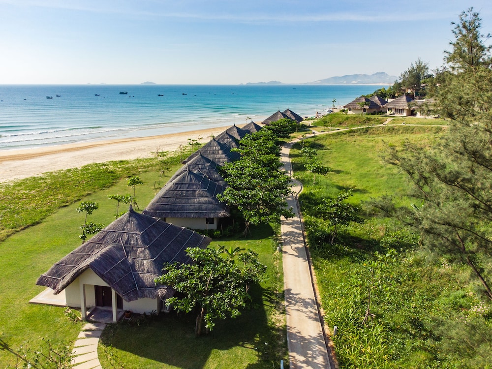 Crown Retreat Quy Nhon 9/88