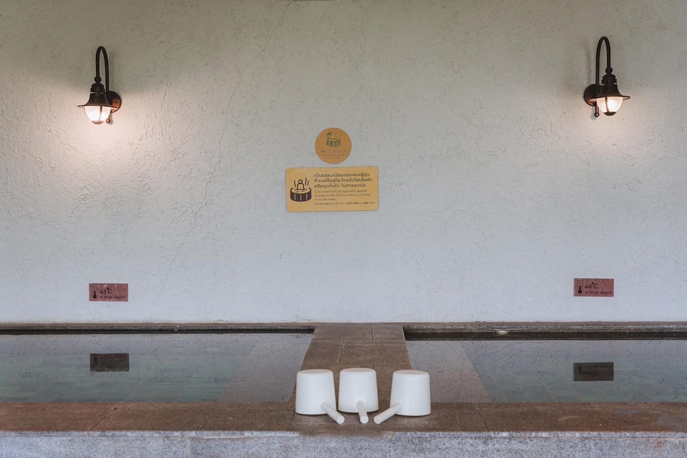 Balcony Courtyard Sriracha Hotel Serviced Apartments 5/50