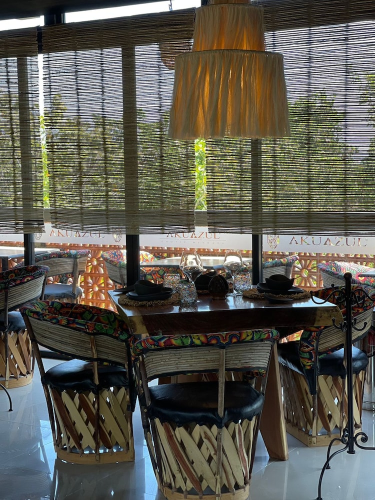 Akuazul Resorts Adults Only 38/50
