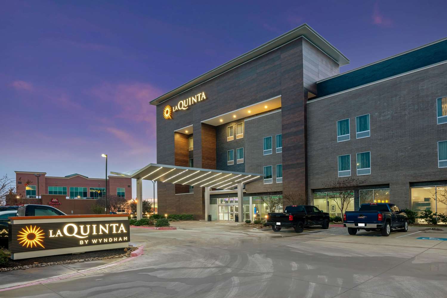 La Quinta Inn & Suites by Wyndham College Station South 56/64