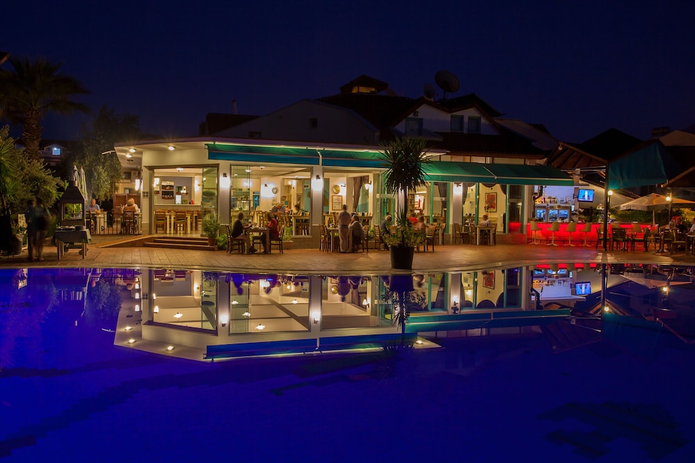 Rebin海滩酒店(Rebin Beach Hotel) 图片1