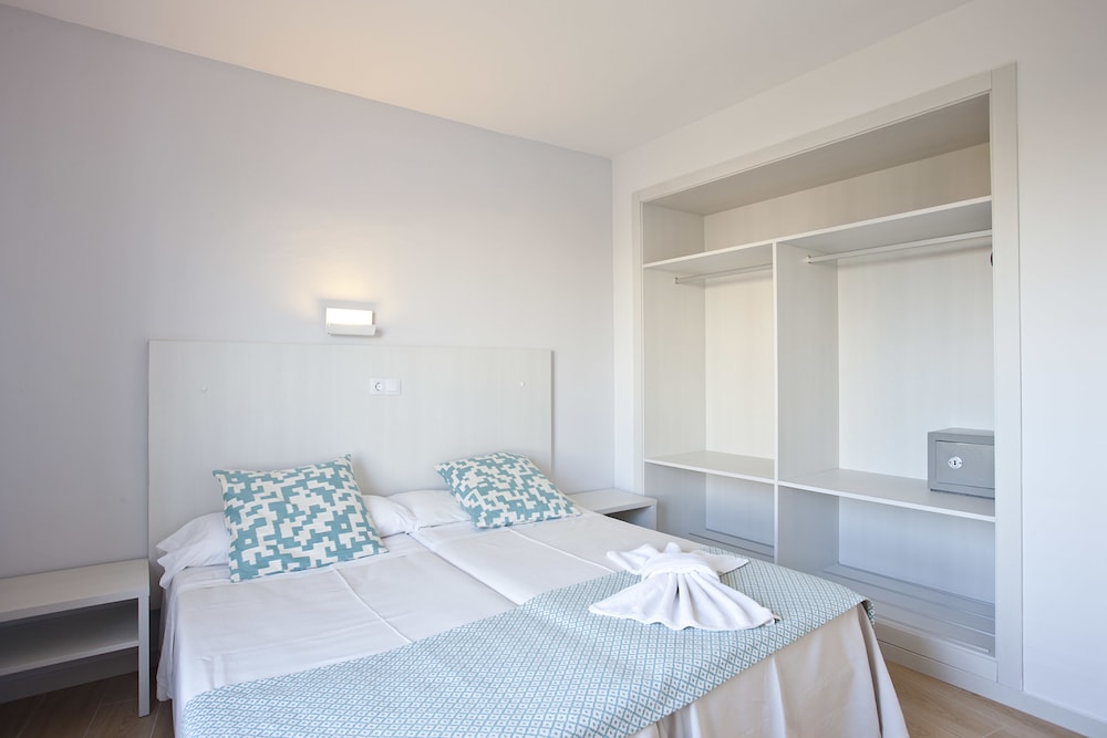 Playamar Hotel Apartments 16/68