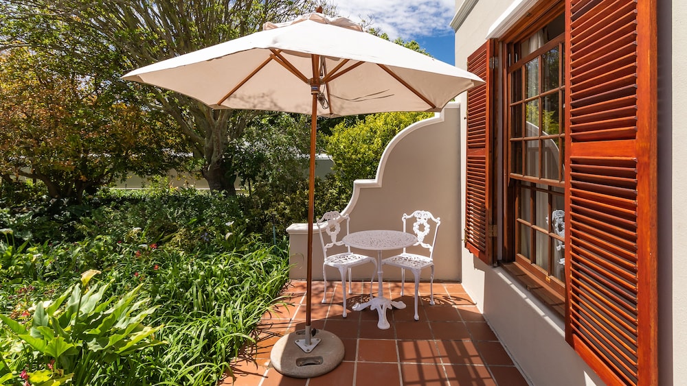Glen Avon Lodge Boutique Hotel 31/34