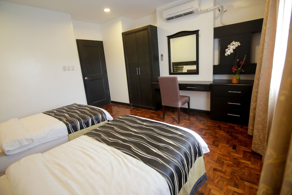 Forest Crest Nature Hotel and Resort Powered by ASTON (ex Chateau Royale Sports and Country Club) 15/77