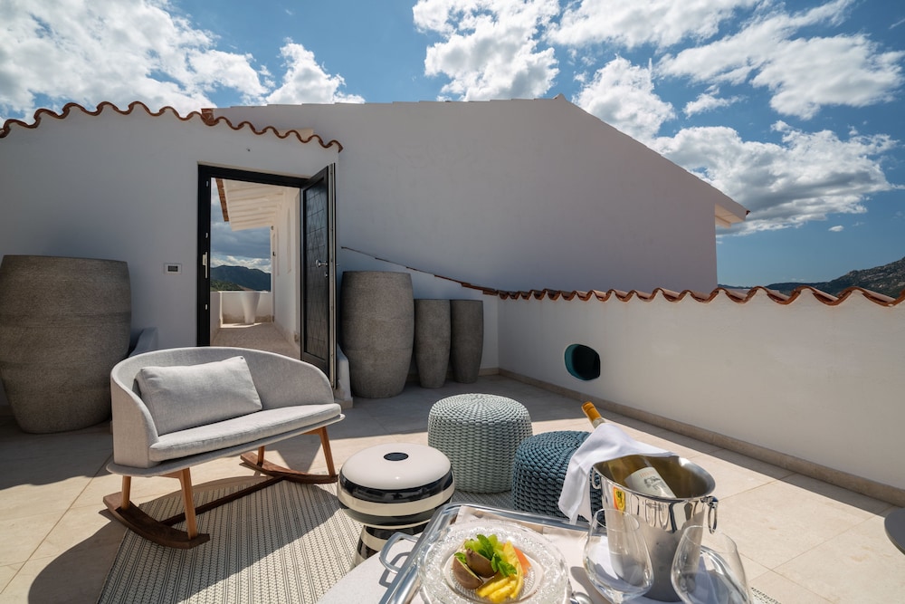 Sulia House Porto Rotondo, Curio Collection by Hilton 5/99