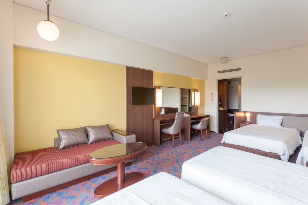 Okinawa Kariyushi Beach Resort Ocean Spa 19/49