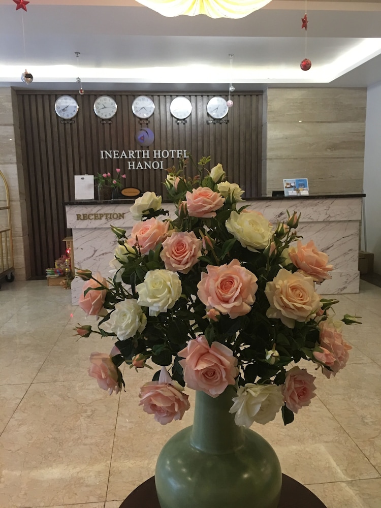 Inearth Hotel Hanoi (Ex. Poonsa Hanoi Hotel) 58/66