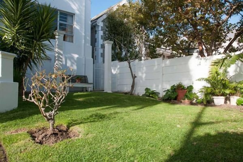 Altona Guest House 14/19