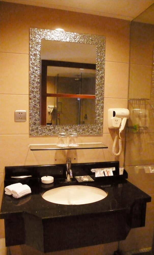 Luxemon Hotel Pudong Shanghai 34/39