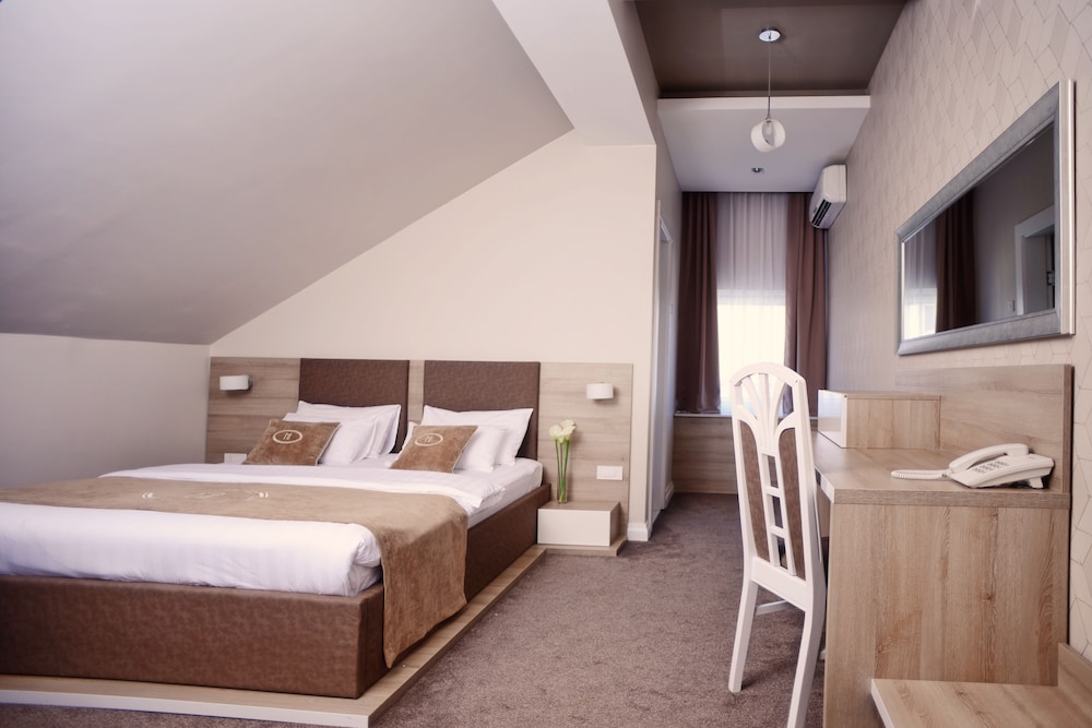 Hotel Ideja 8/43