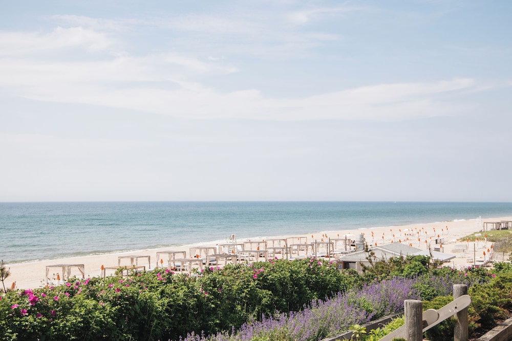 Gurneys Montauk Resort and Seawater Spa 74/78