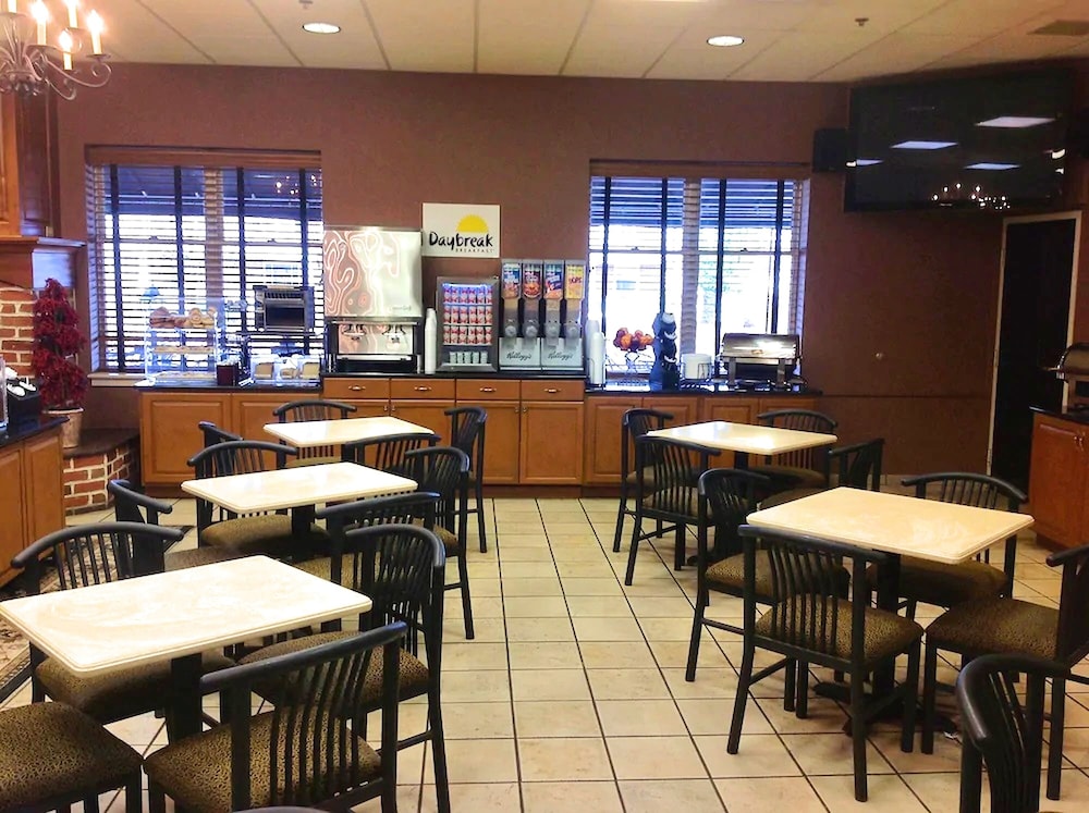 Days Inn By Wyndham Hershey 27/35