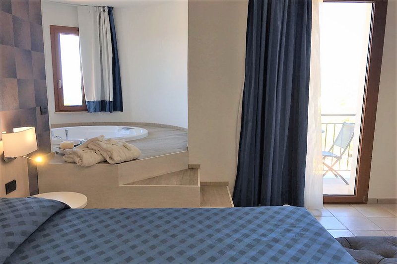 Basic, Double Bed