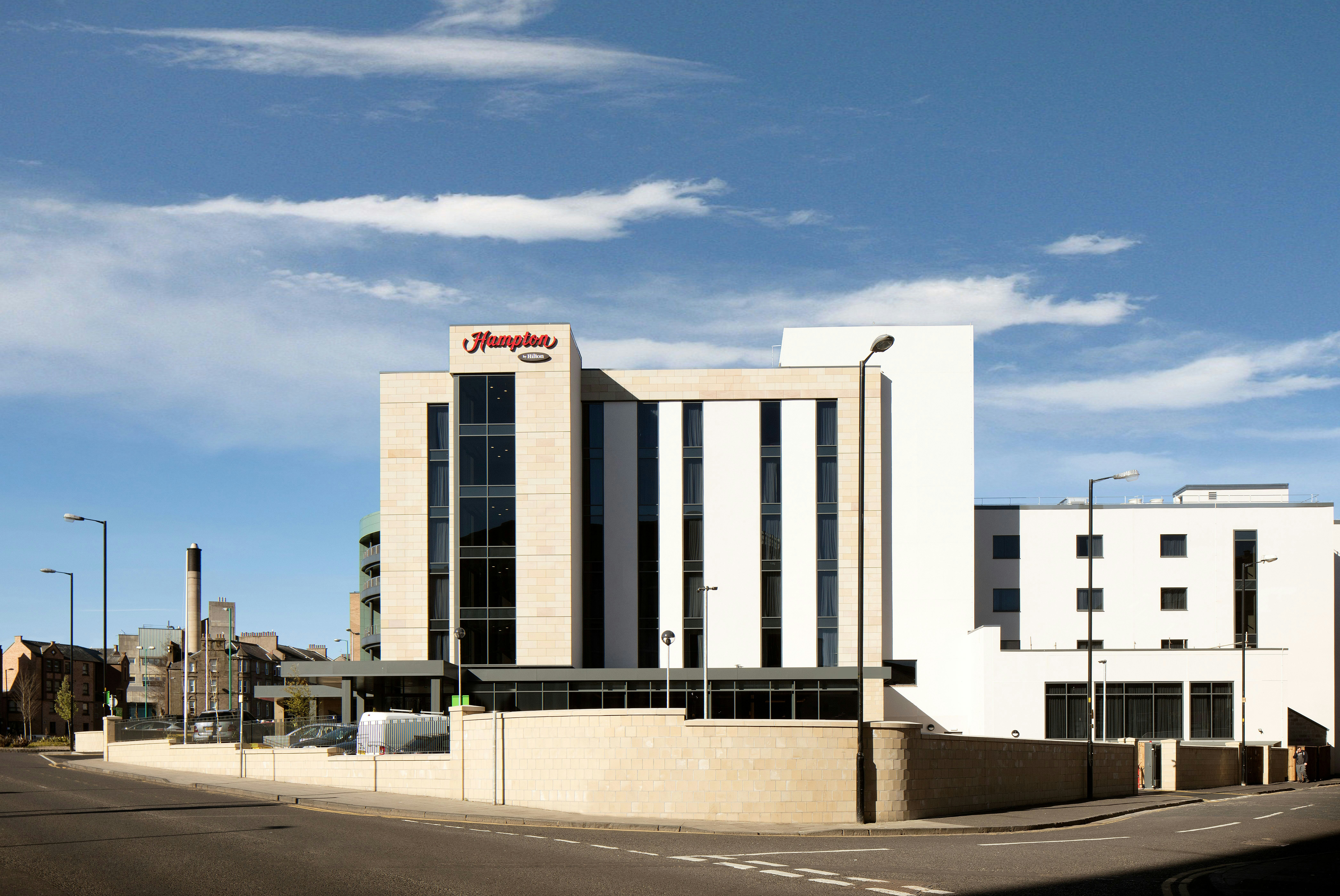Hampton By Hilton Dundee 37/38