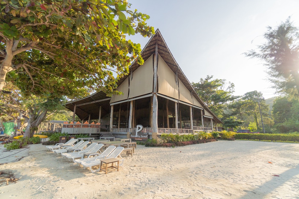 BAAN PLOY SEA 8/50