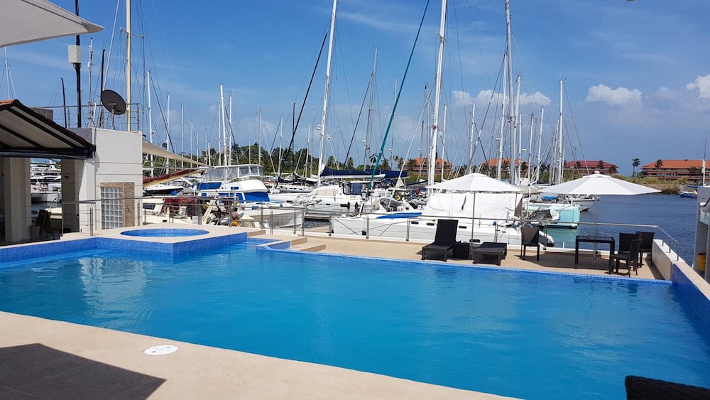 Marina Hotel at Shelter Bay 48/50