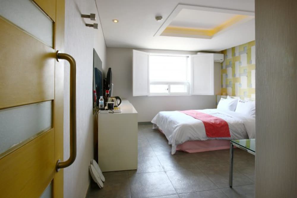 Q Hotel 21/36