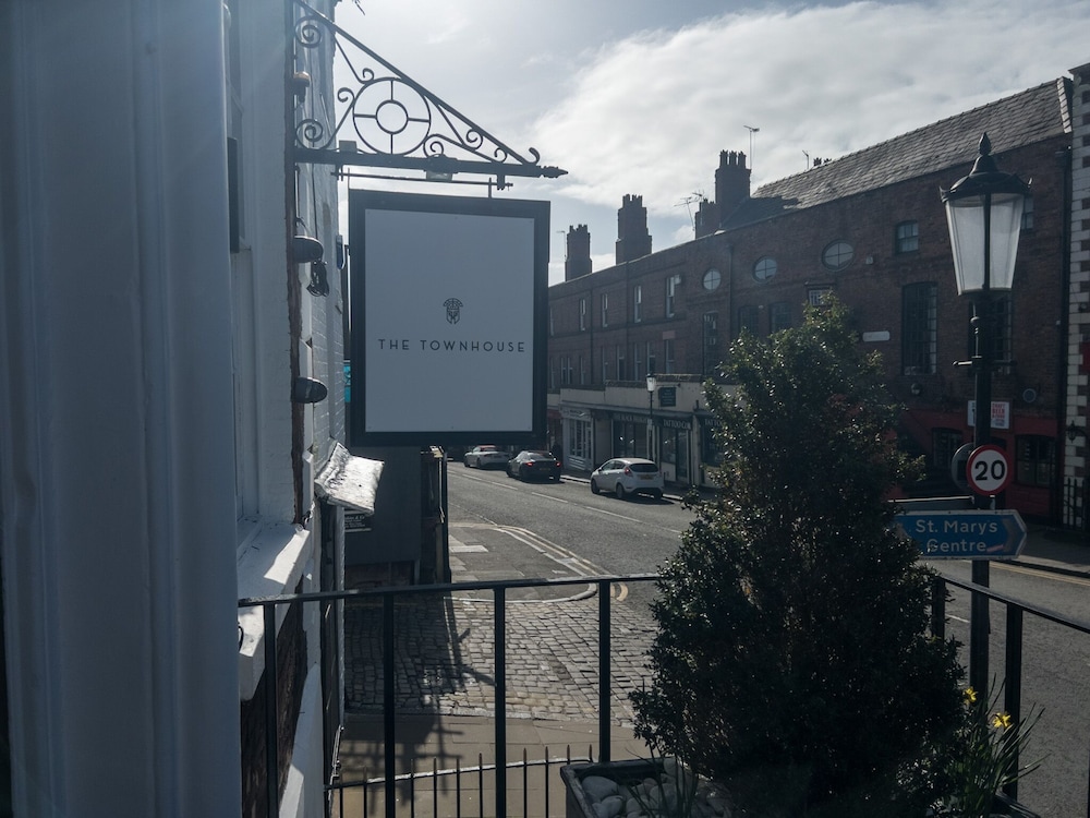 The Townhouse Chester 56/58