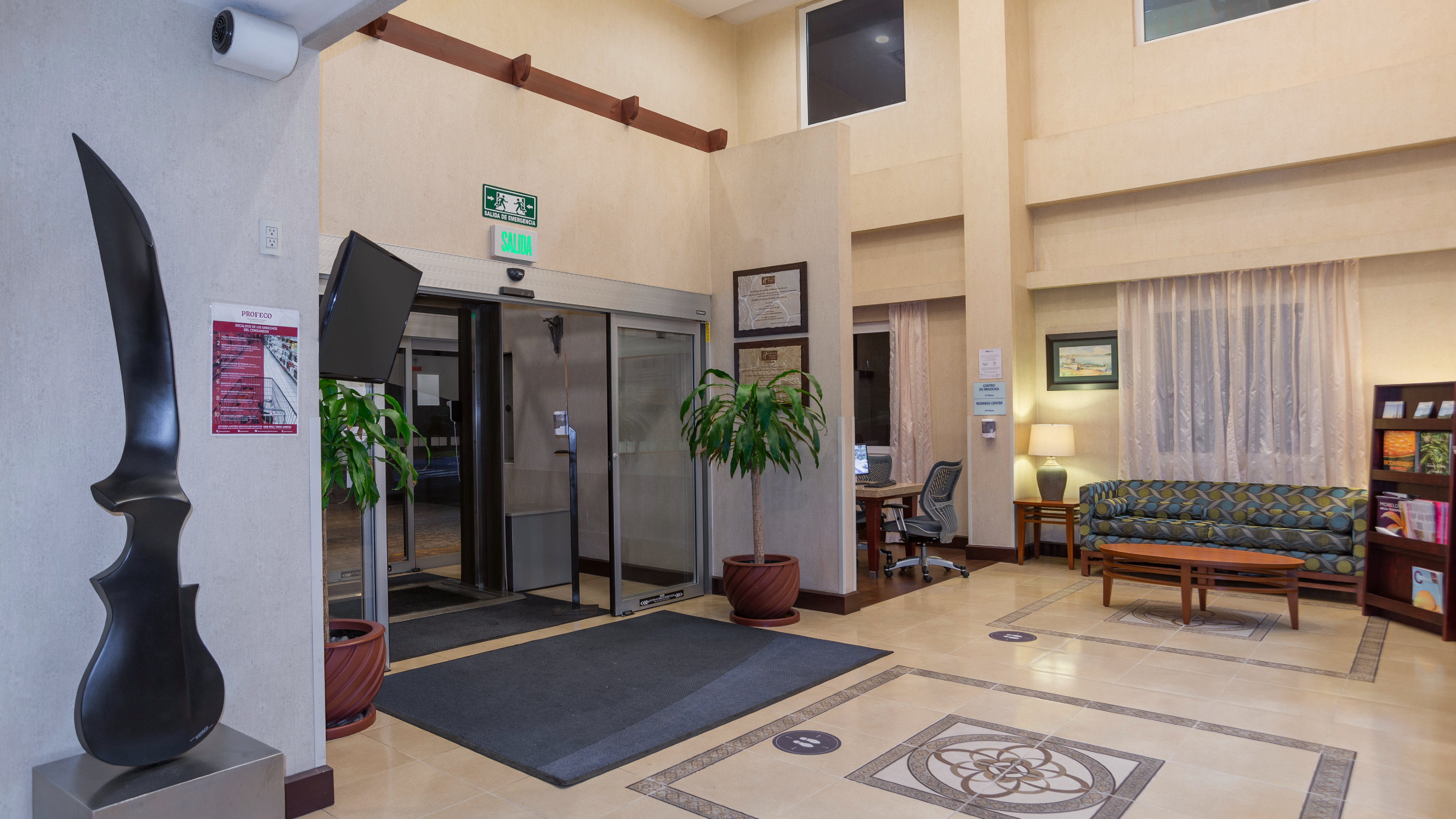 Holiday Inn Express & Suites Cuernavaca 41/50