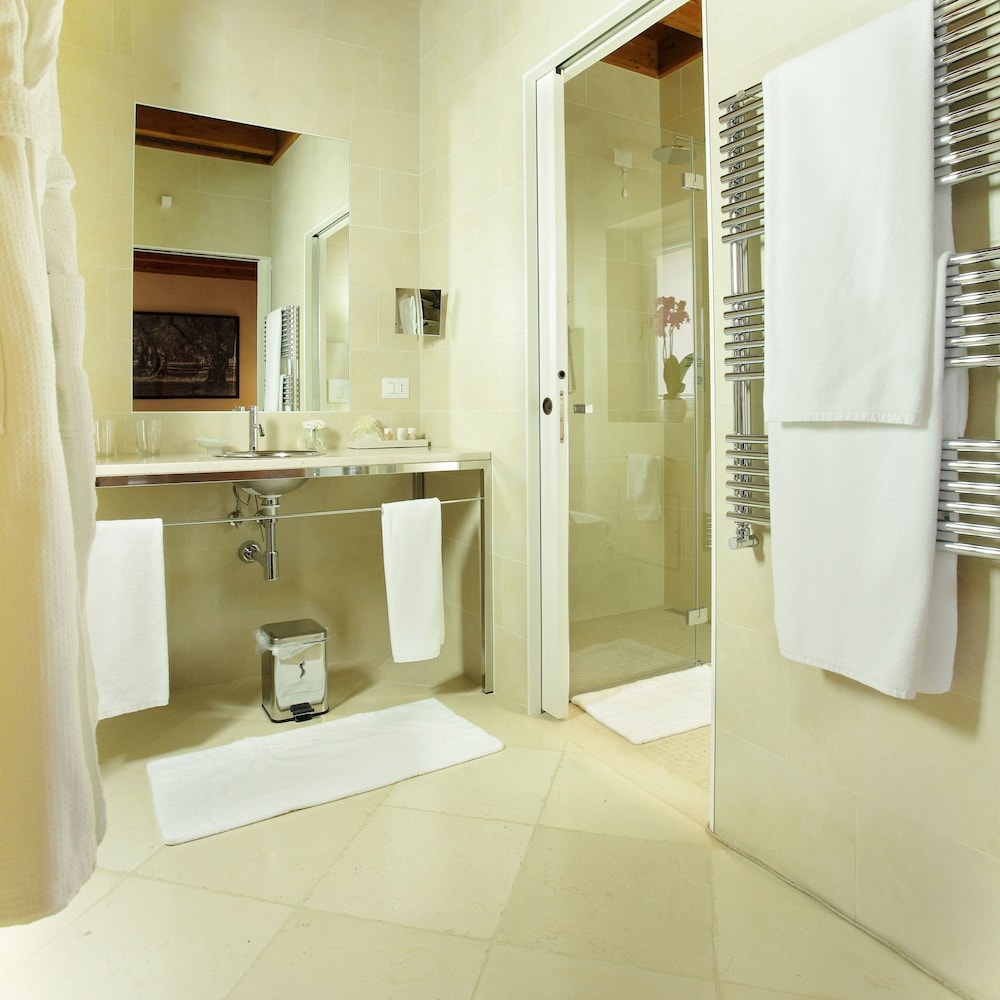 La Fiermontina Luxury Home Hotel 3/77