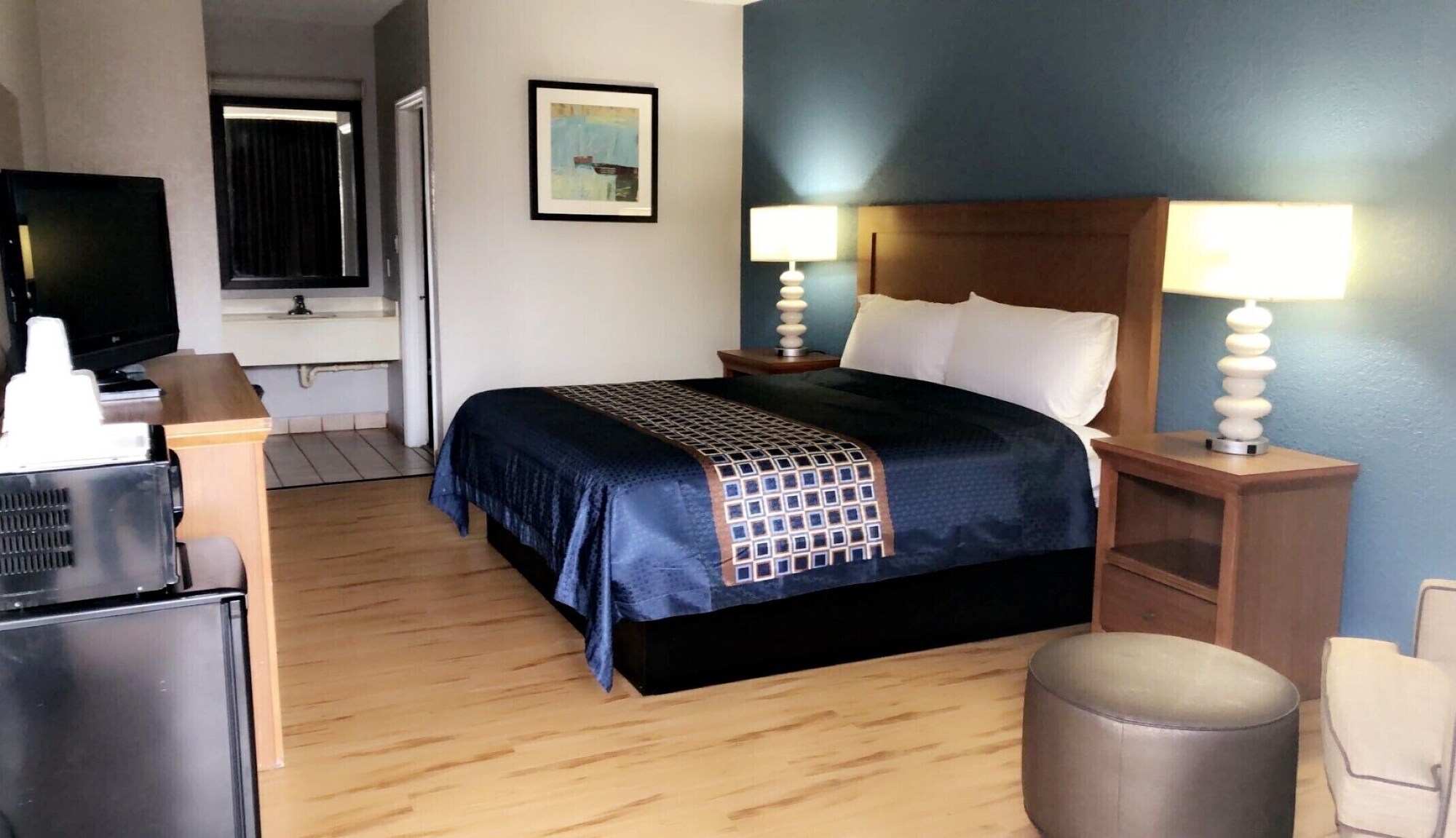 STANDARD, KING BED