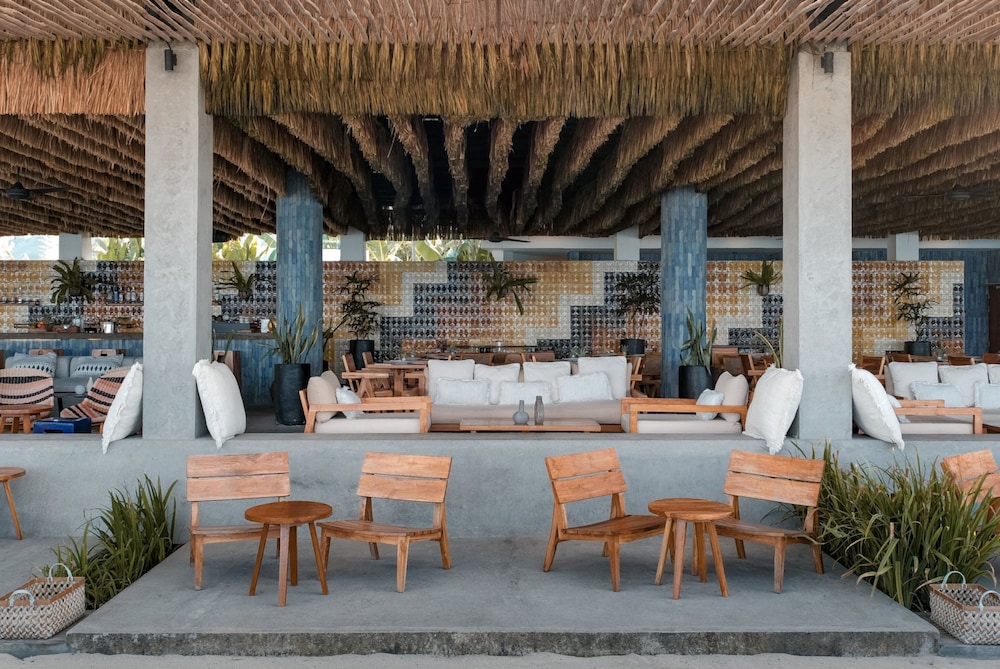 Amber Lombok Beach Resort 36/49