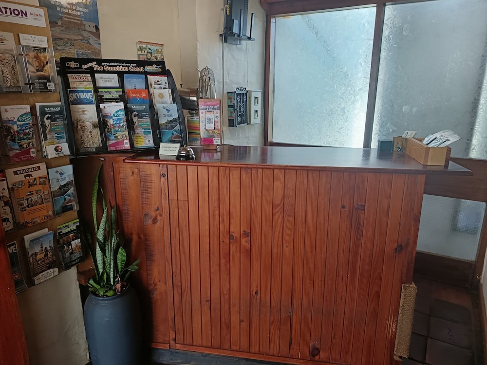 Aqua Marine Guest House 10/67