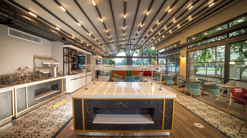Leaf Port Boutique Hotel 9/50