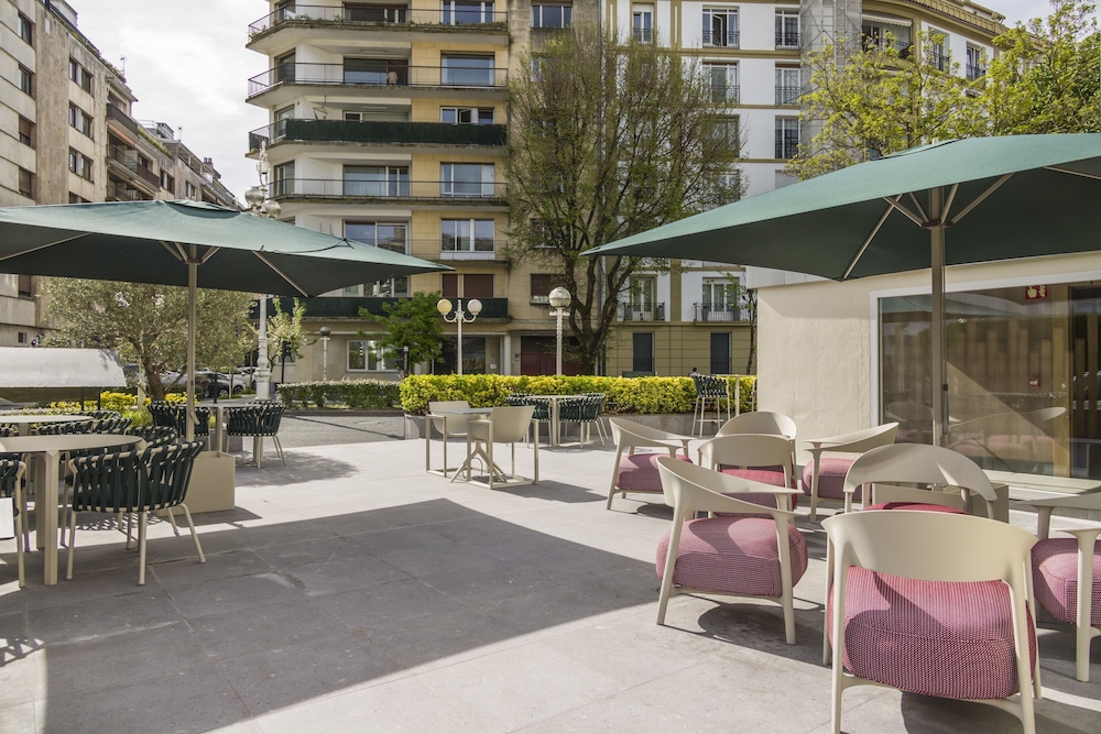Hotel Ilunion San Sebastian 70/74