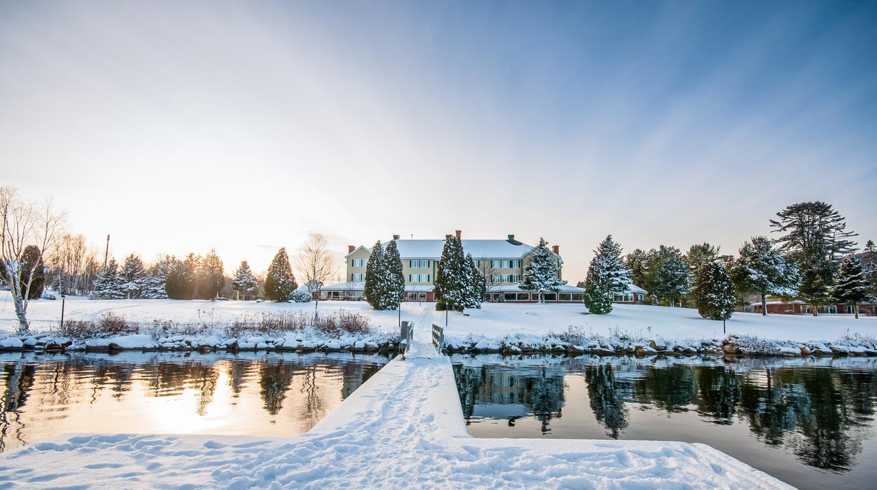 Auberge du Lac-a-l'Eau-Claire 25/28