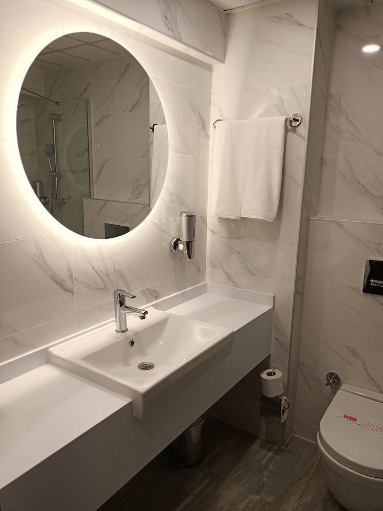 Hotel Buyuk Sahinler 39/42