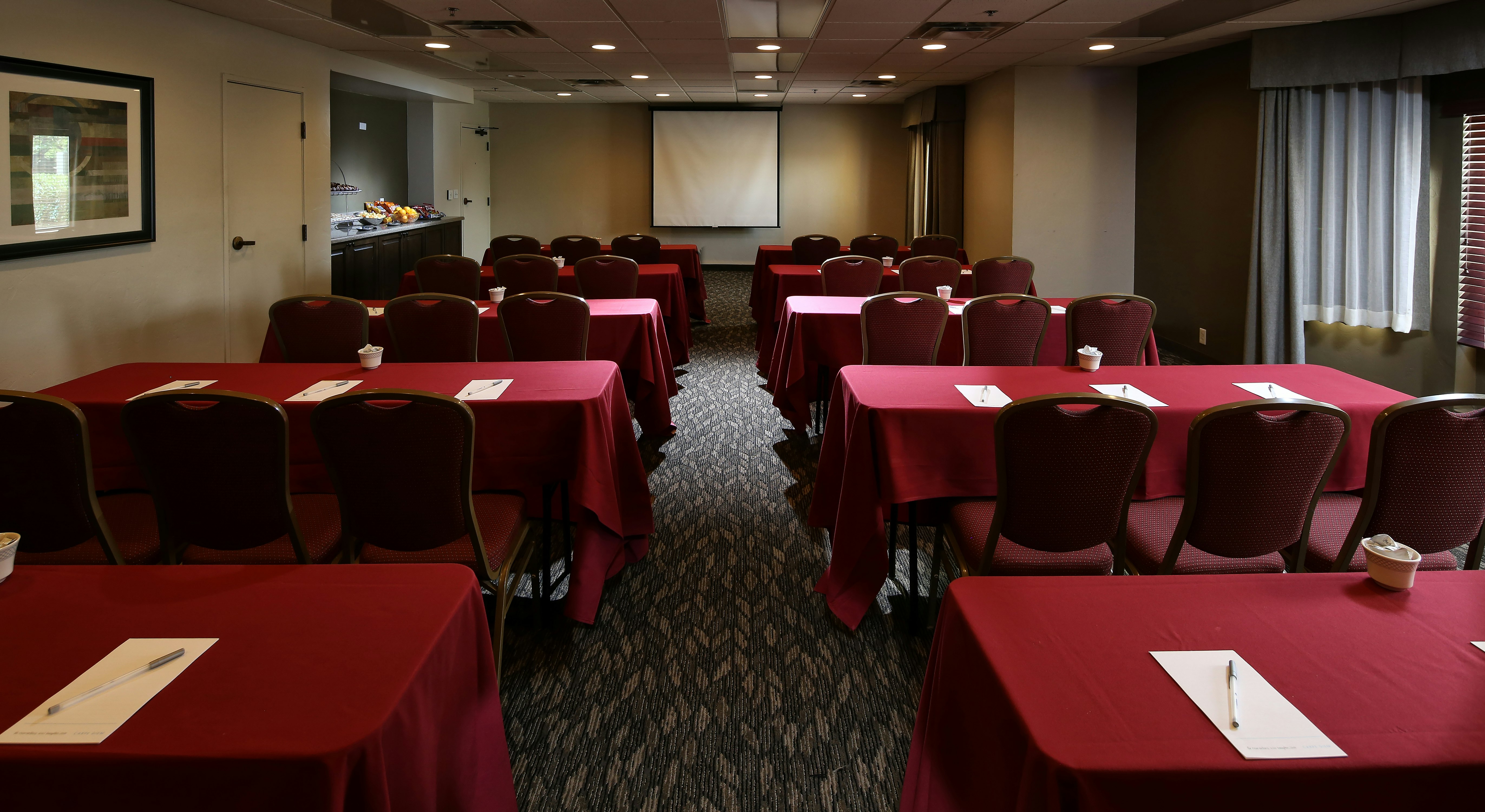 Hampton Inn and Suites Tucson Mall 53/62