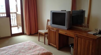 Mura Hotel 46/50