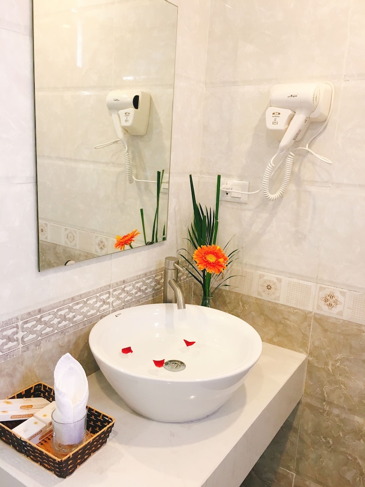 Mayflower Hotel Hanoi 42/42