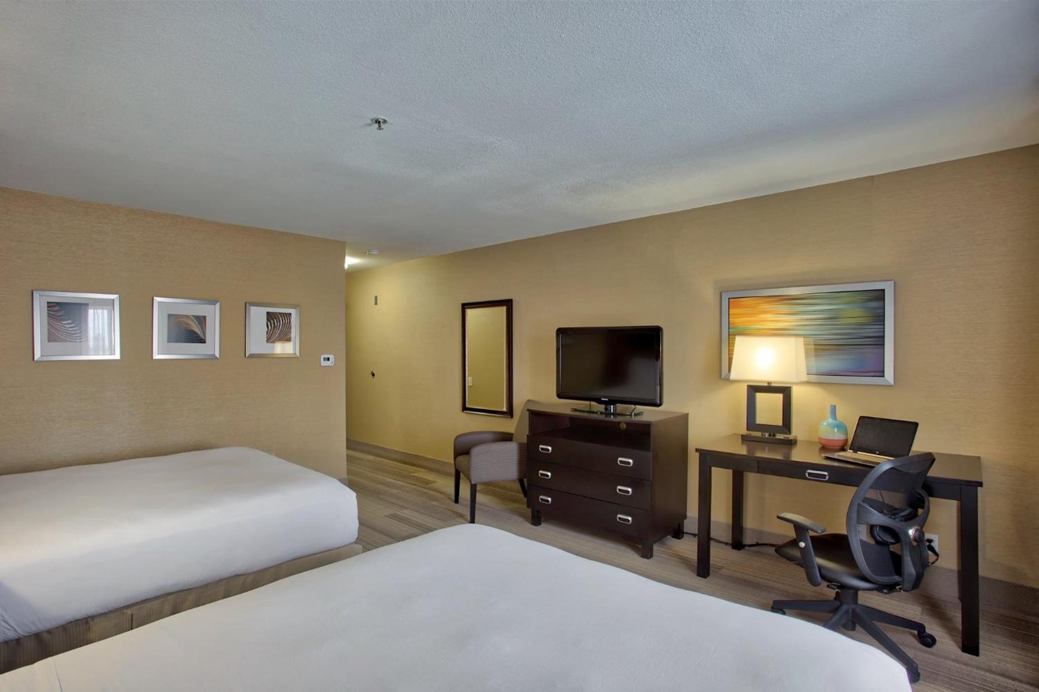 Standard, 2 Queen Beds