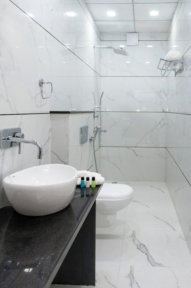 Ritumbraha Hotel & Resort 49/50