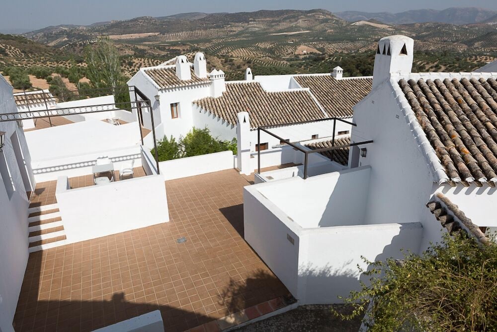 Hotel Villa Turistica de Priego 54/58