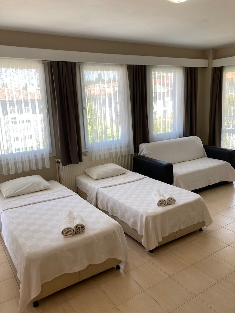 Koz Marigold Suites and Apartments 10/46