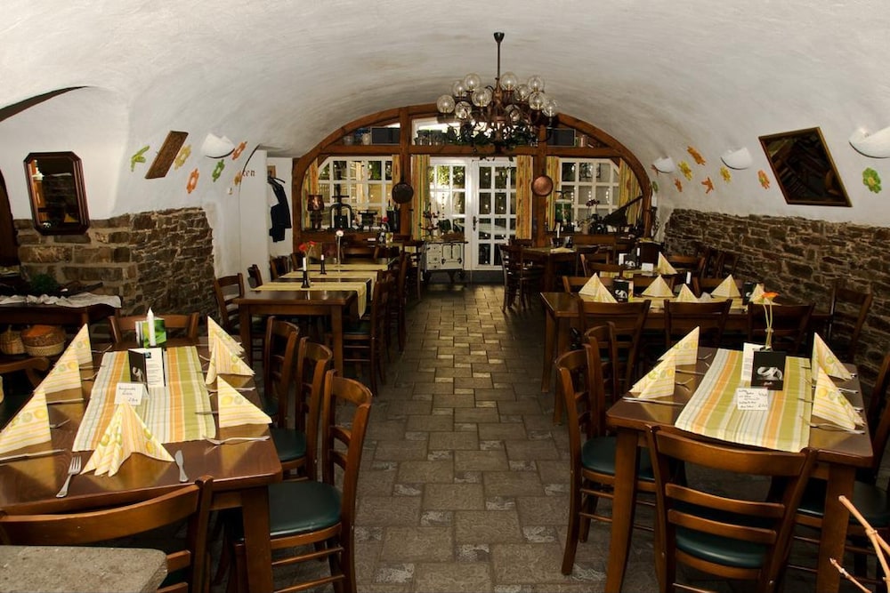 Mosellandhotel Im Enderttal Zum Onkel Willi 24/37