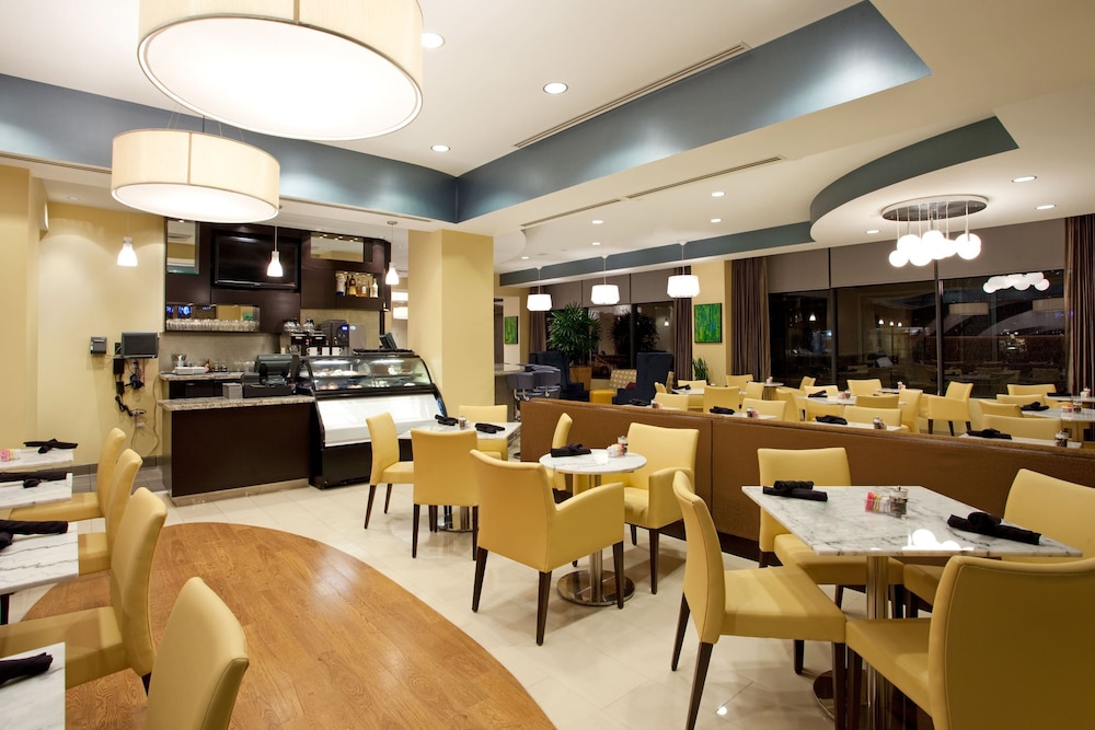 Hotel Indigo Baton Rouge Downtown 70/83