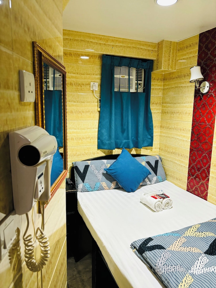 Philippine Hostel 24/45
