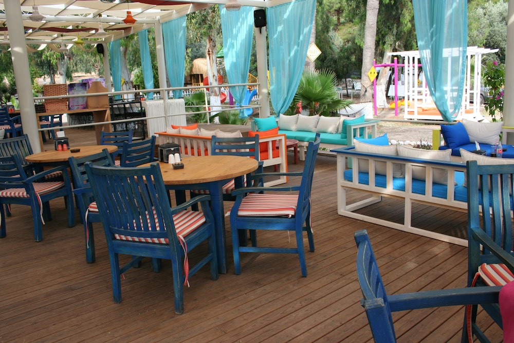 Sugar Beach Club 37/61