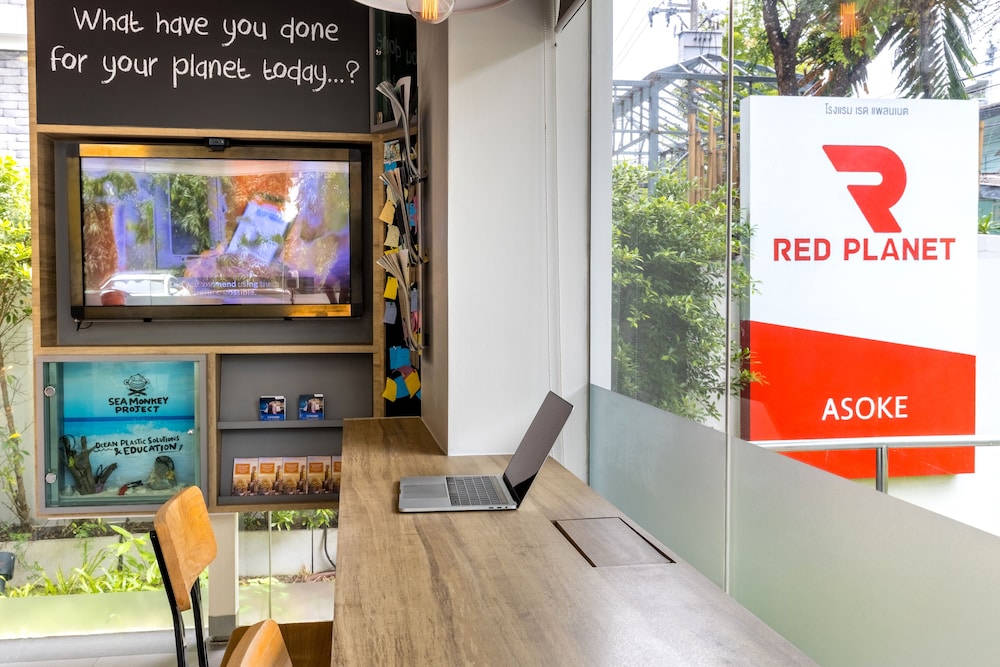 Easy Planet Bangkok Asoke in BANGKOK