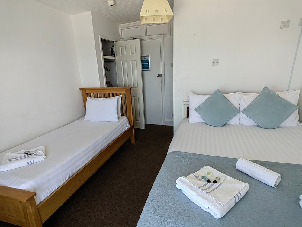 Cardigan Bay Guest House 14/50