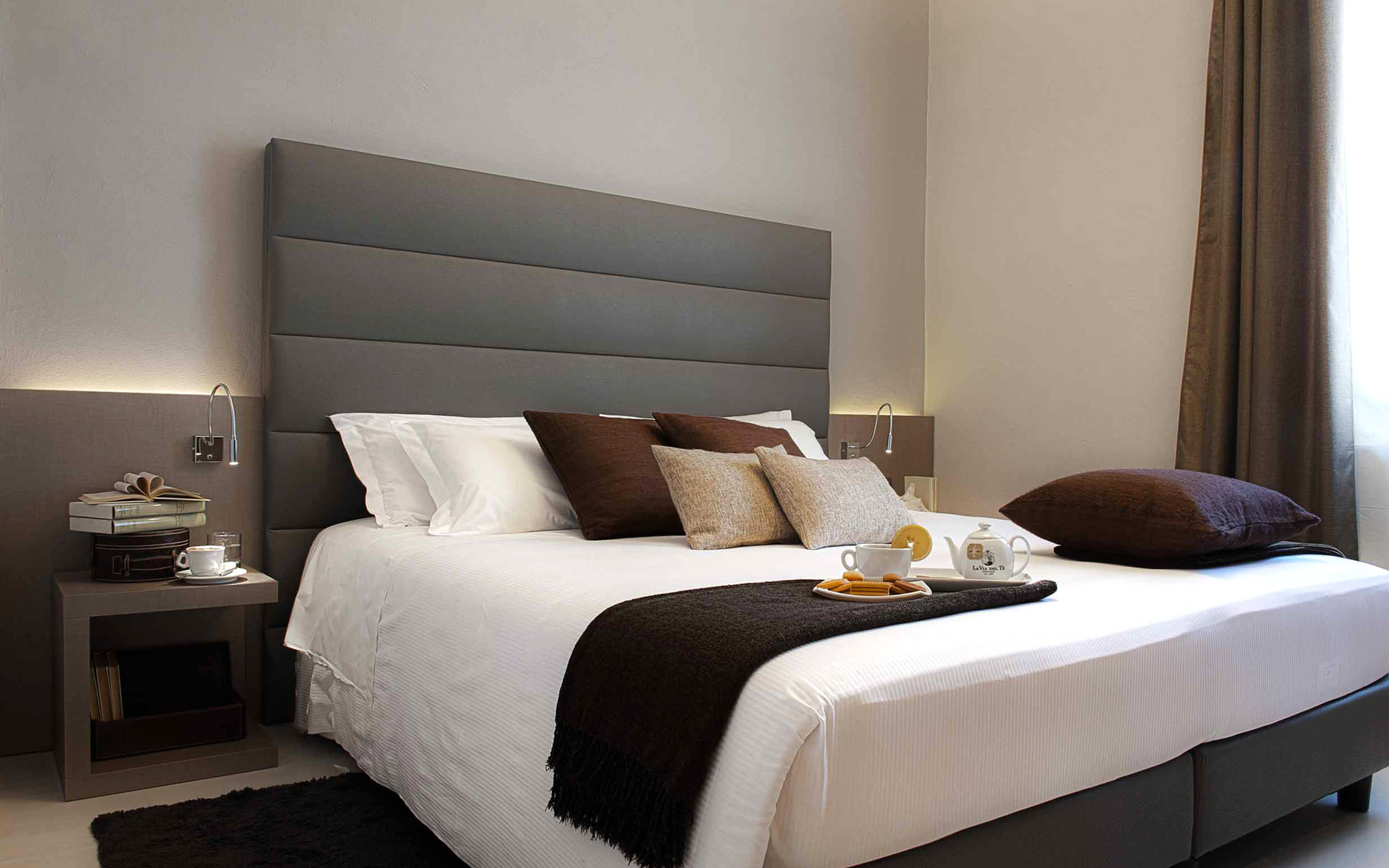 Hotel Ritz 3/10